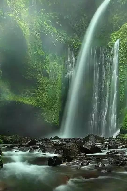 逃出生化实验房