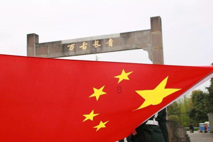 证监会:将充实应对市场波动的政策工具 及时做好风险对冲